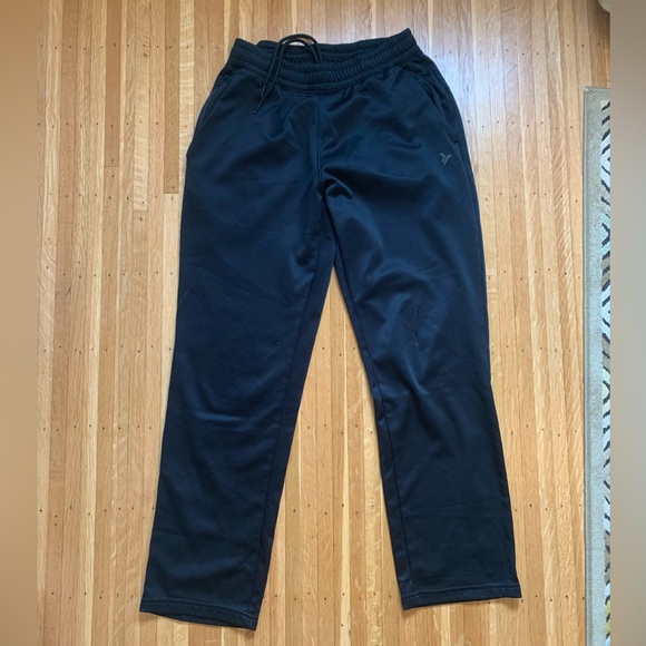 Men’s Old Navy active straight go dry pants - Picture 2 of 3